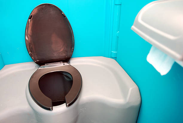 Portable Toilet Options We Offer in Whitesboro, TX